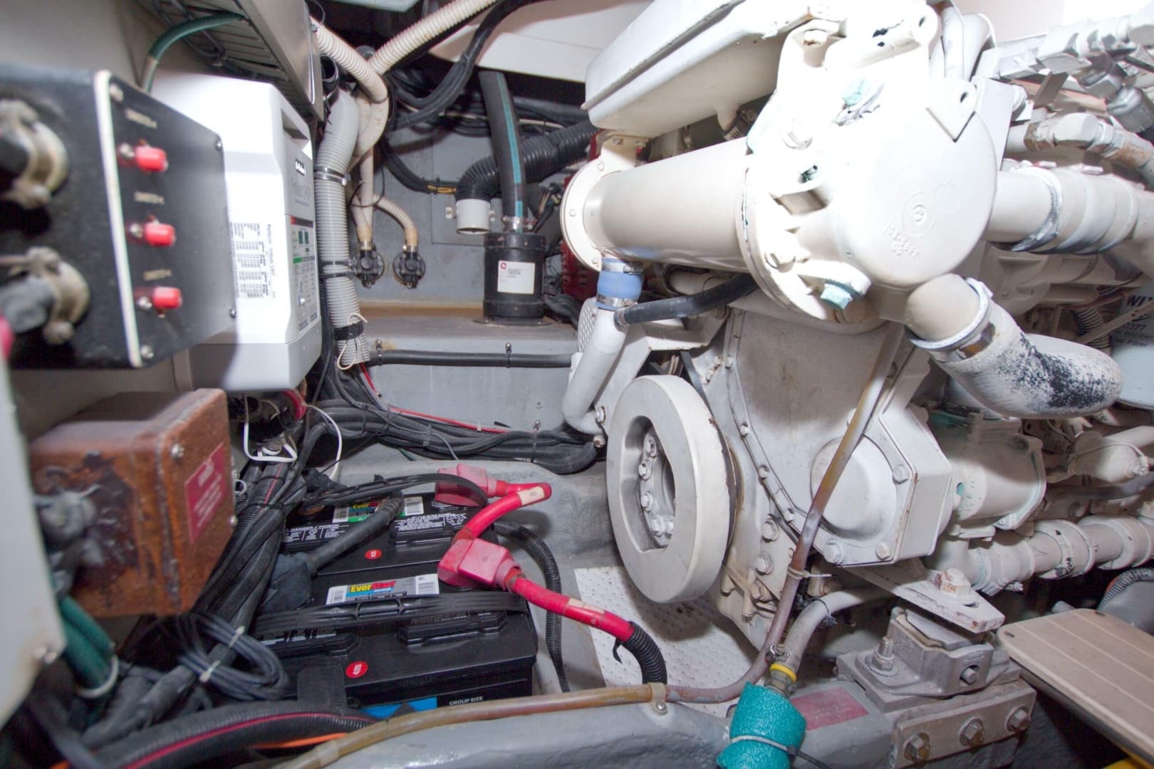 1997 Sea Ray 370 Express Cruiser