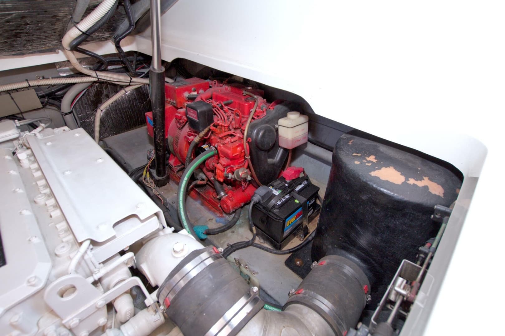 1997 Sea Ray 370 Express Cruiser