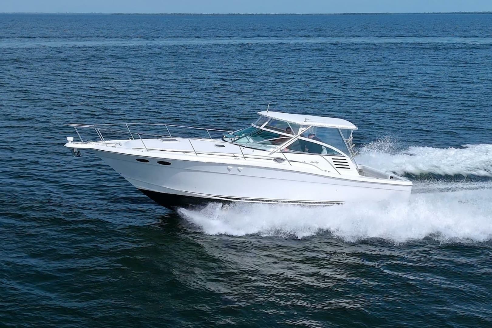 1997 Sea Ray 370 Express Cruiser