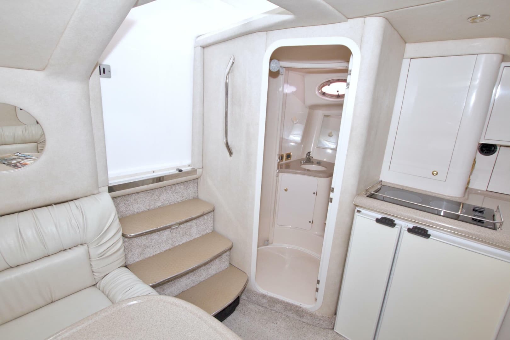 1997 Sea Ray 370 Express Cruiser