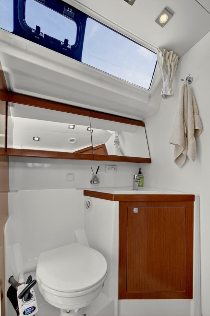 2012 Beneteau Oceanis 48