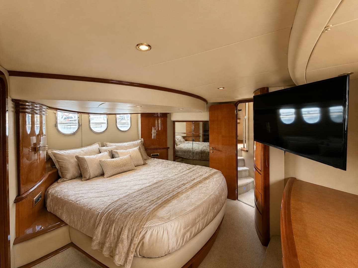 2005 Azimut Fly 62