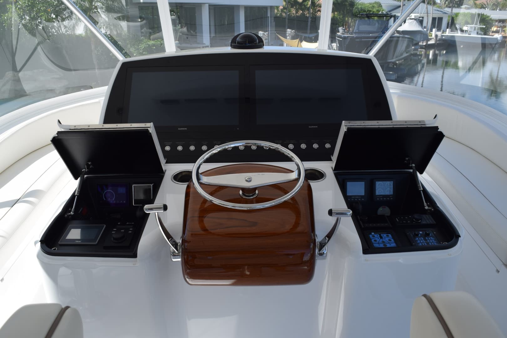 Viking 54 - Dog House - Flybridge Electronics