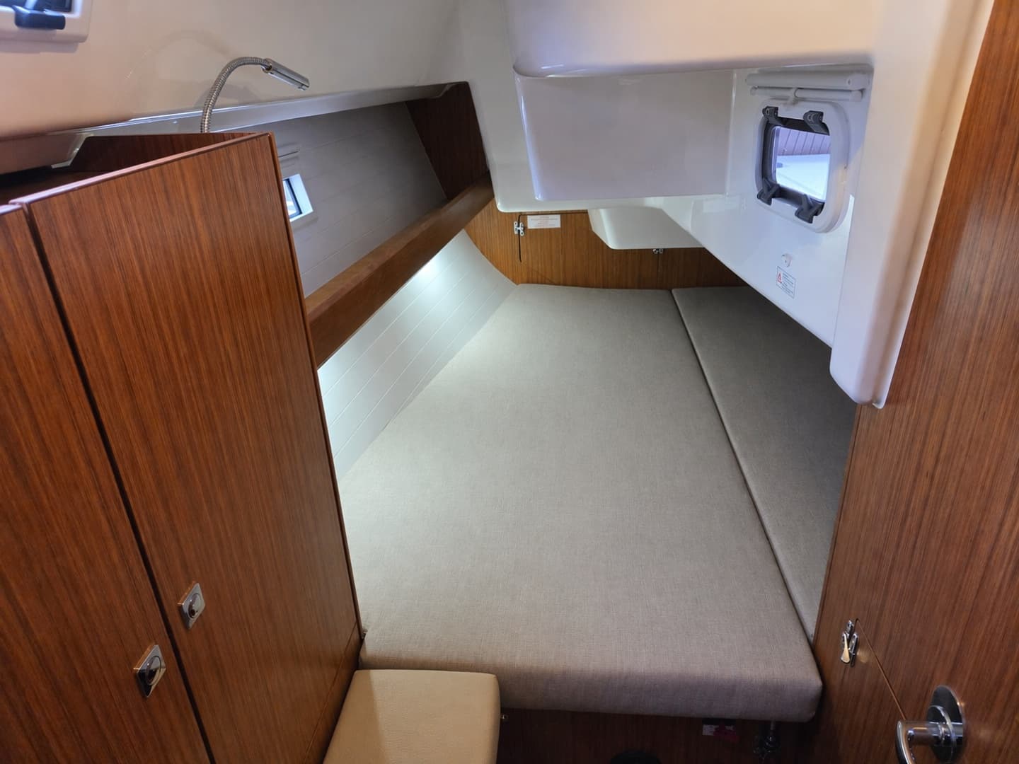 Spacious aft cabin w/ hanging locker