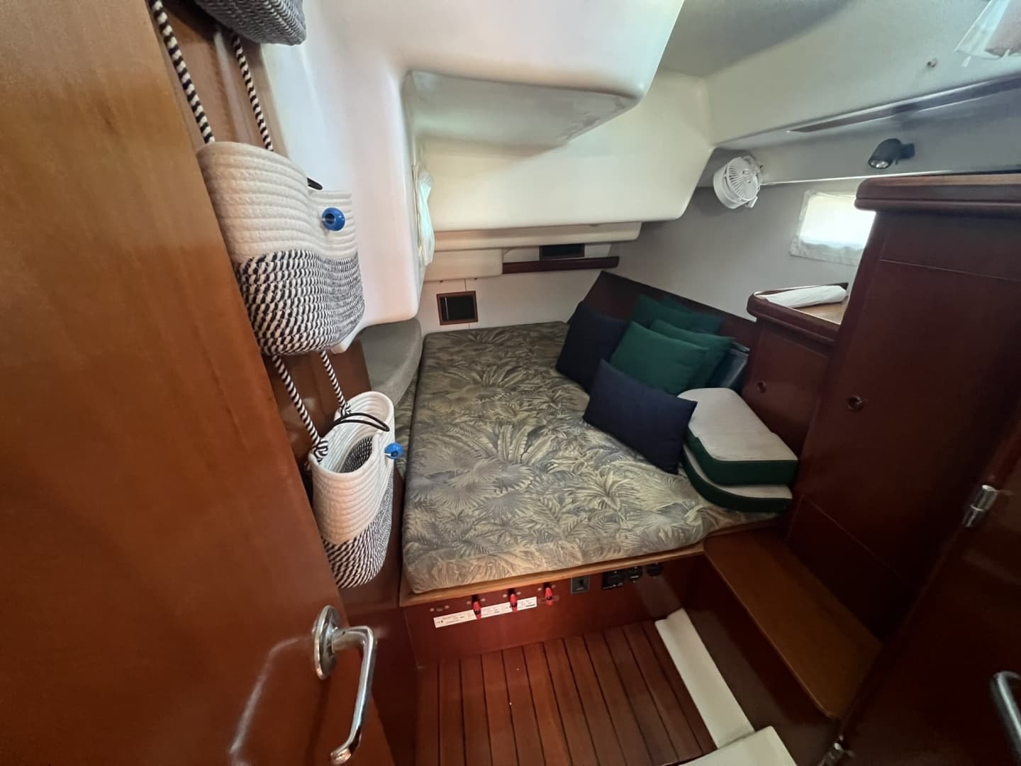 2001 Beneteau Oceanis 473