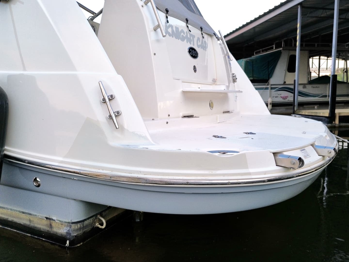2008 Rinker 280 Express Cruiser