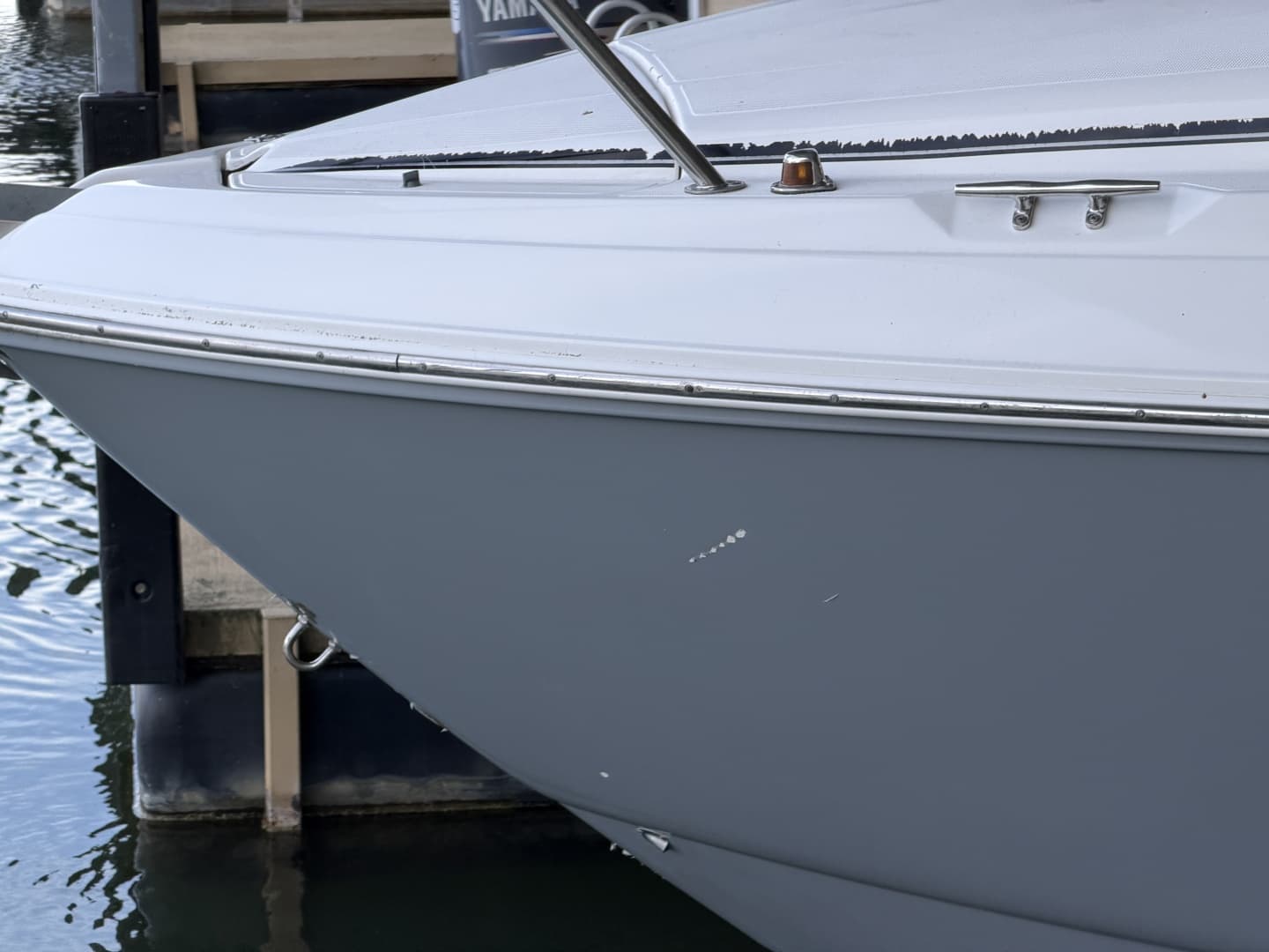 2008 Rinker 280 Express Cruiser