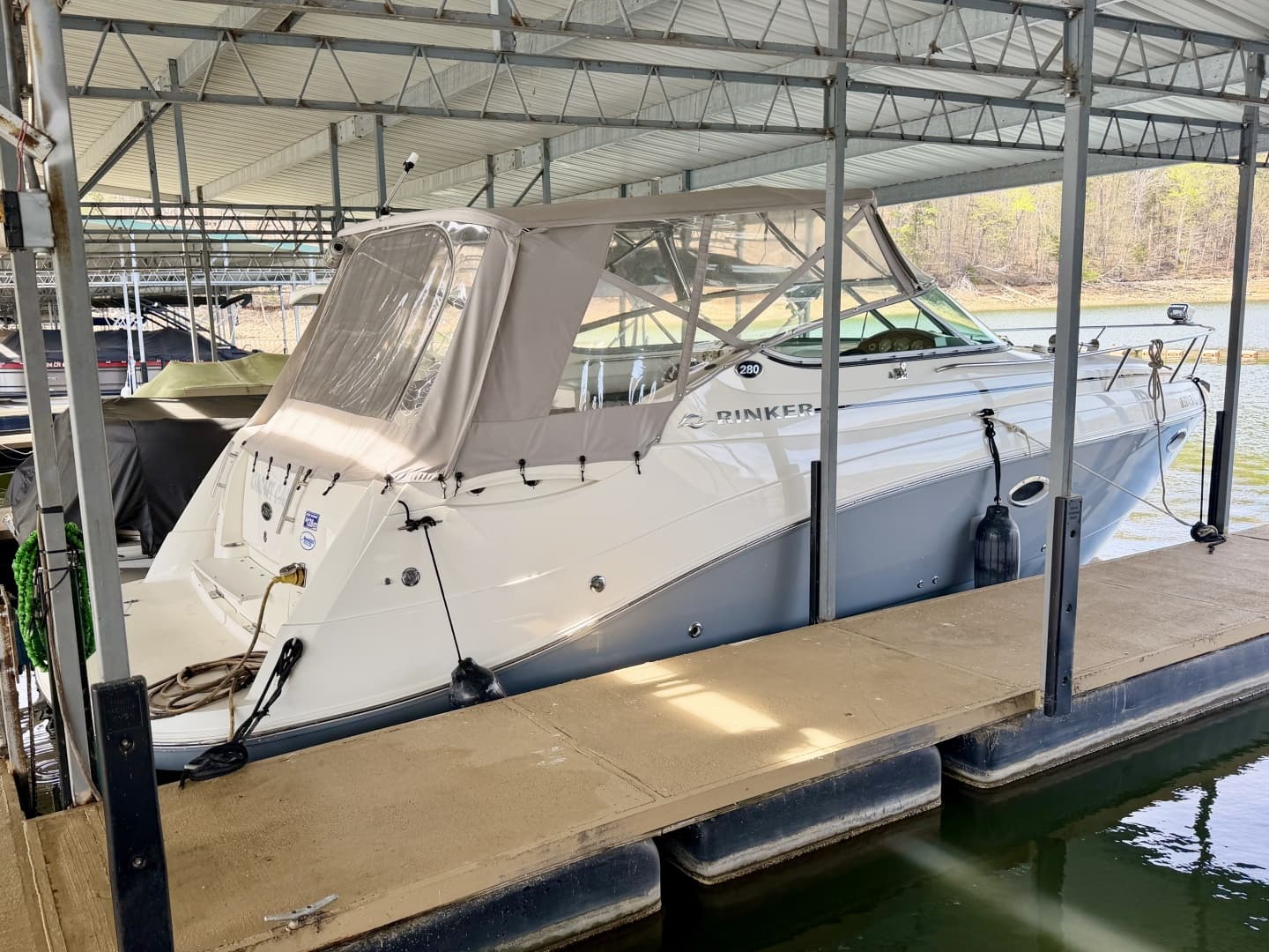 2008 Rinker 280 Express Cruiser