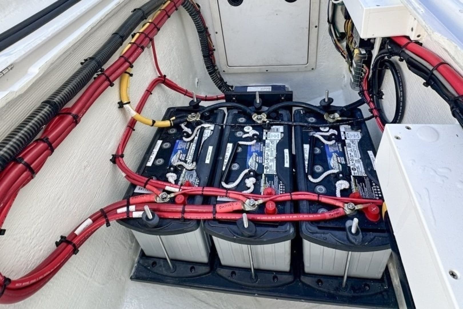 2006 Albin 26 Center Console