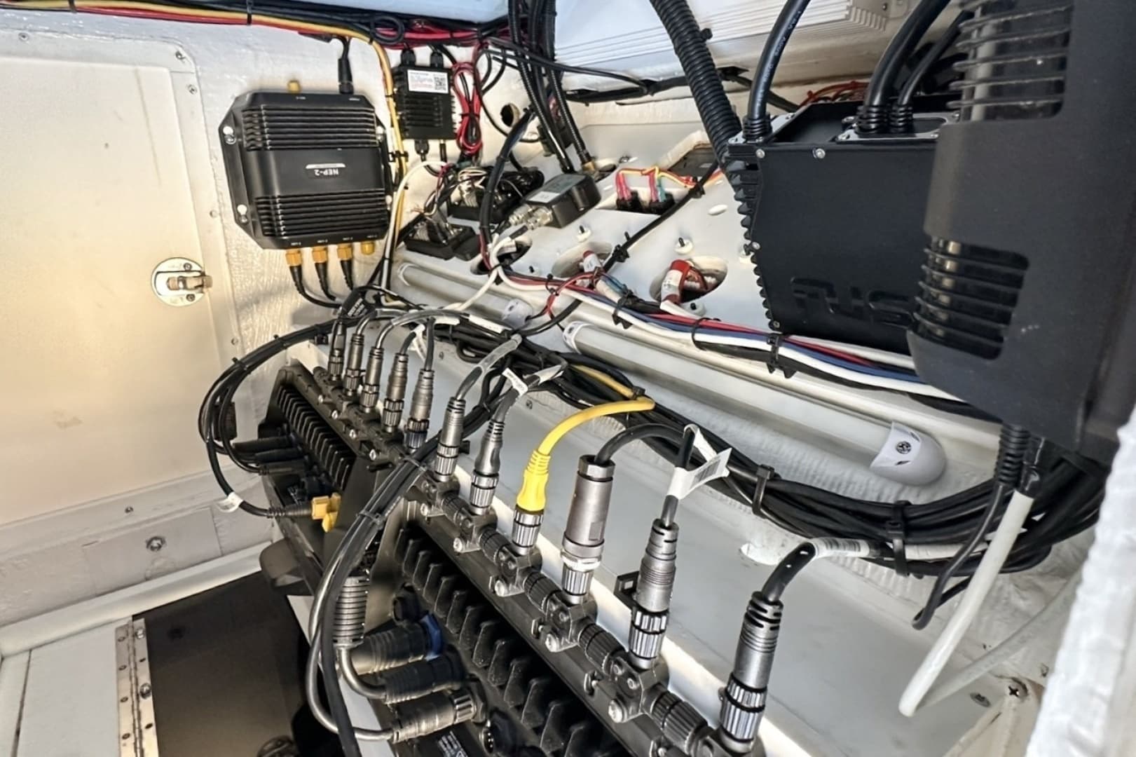 2006 Albin 26 Center Console