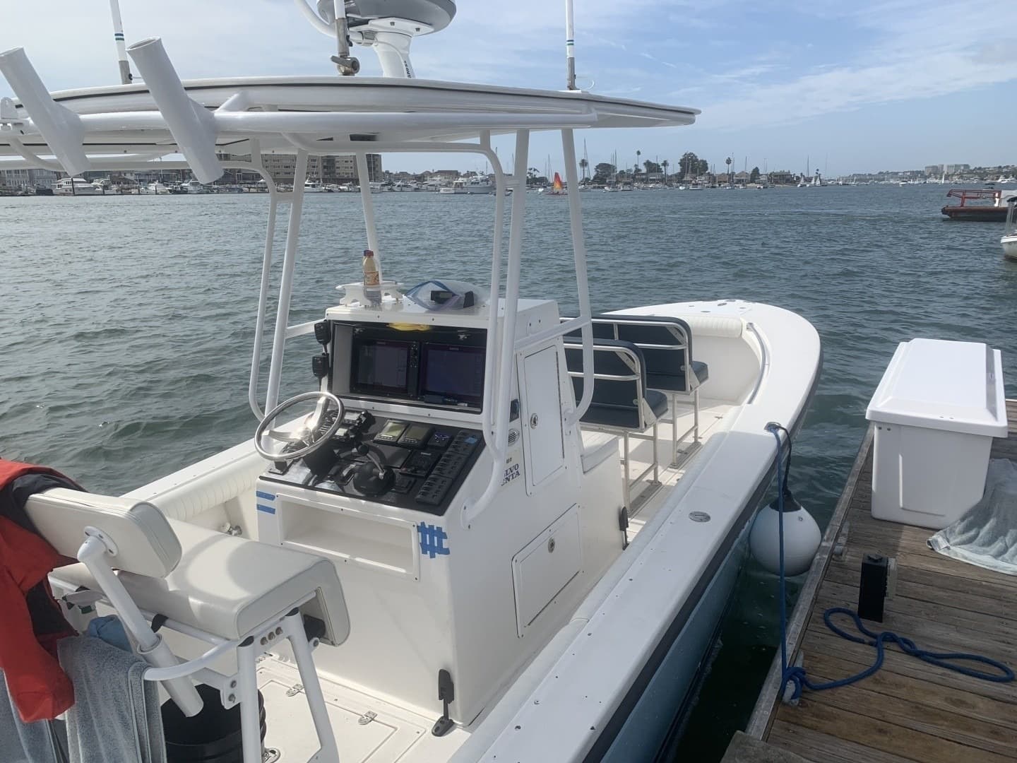 2006 Albin 26 Center Console