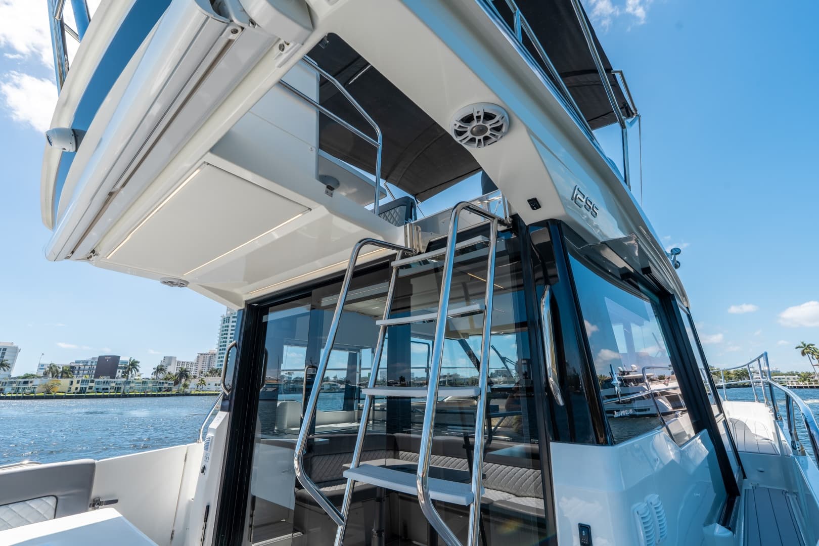 2024 Jeanneau NC 1295 Fly