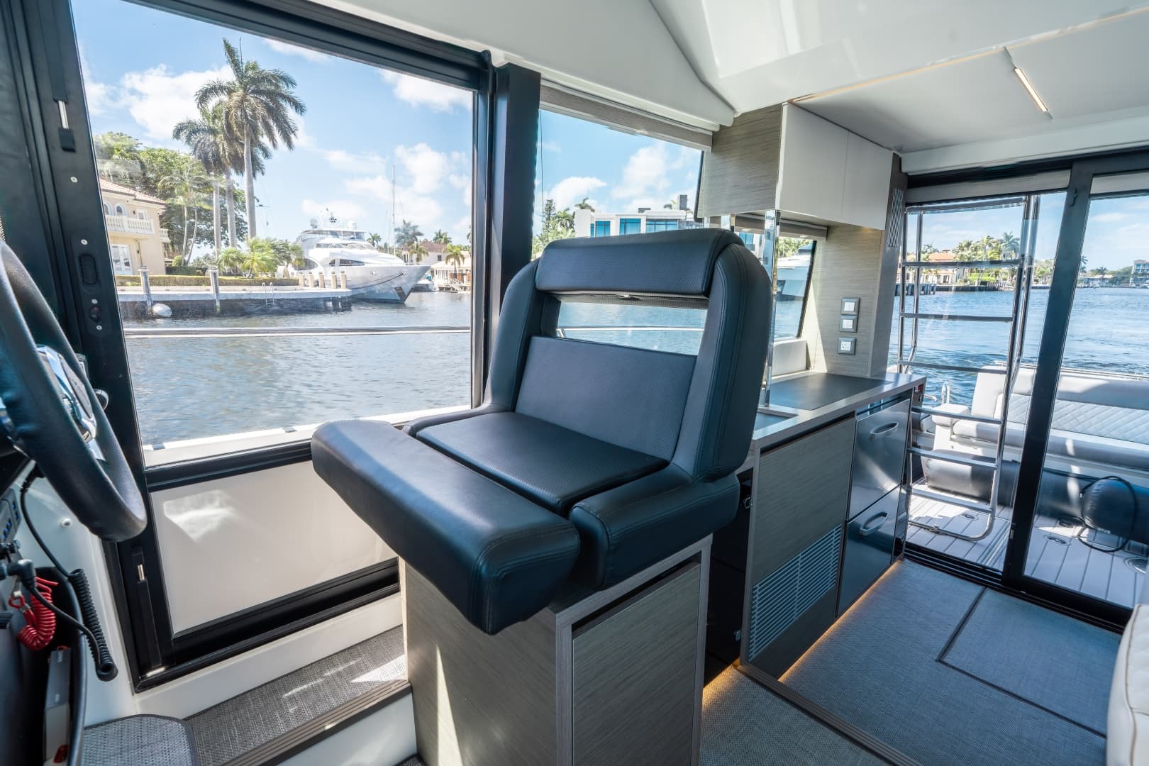 2024 Jeanneau NC 1295 Fly