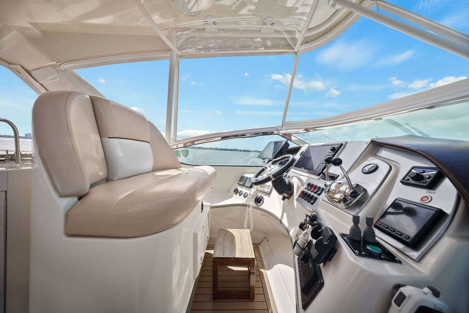 2008 Carver 56 Voyager SE