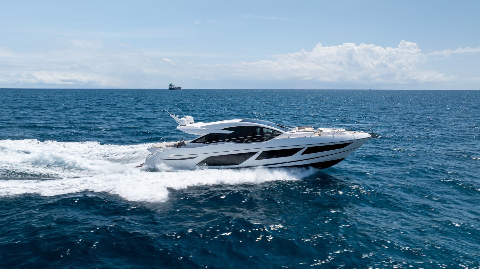 2020 Sunseeker PREDATOR 74 XPS
