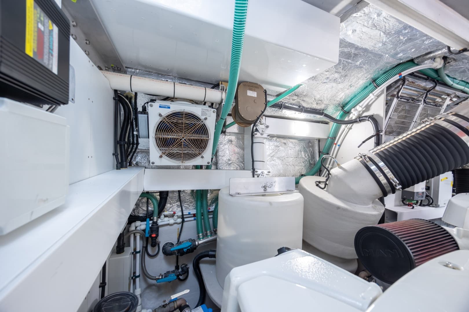 2020 Sunseeker PREDATOR 74 XPS