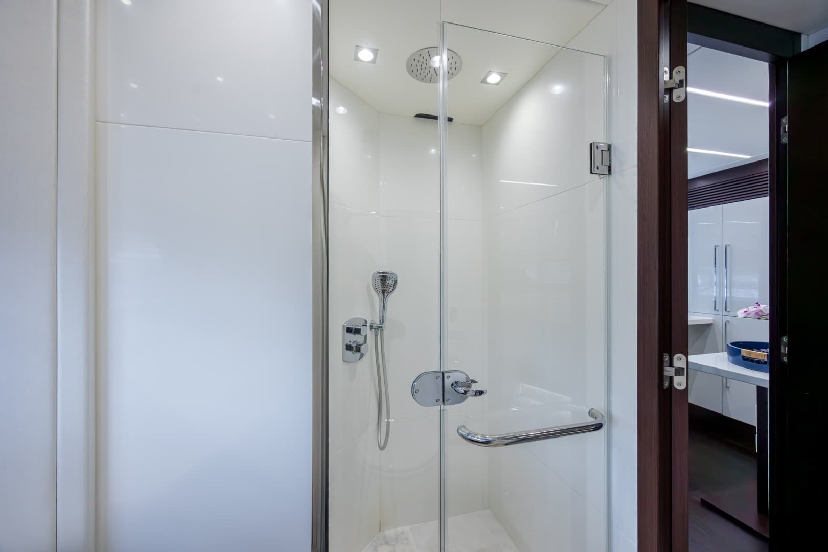 2020 Sunseeker PREDATOR 74 XPS