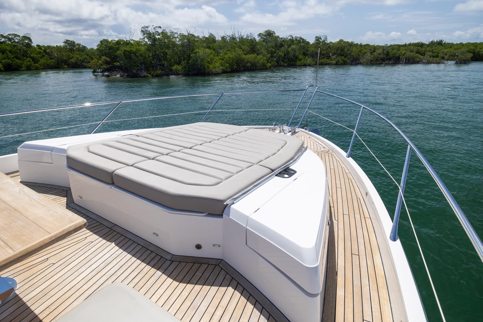 2020 Sunseeker PREDATOR 74 XPS