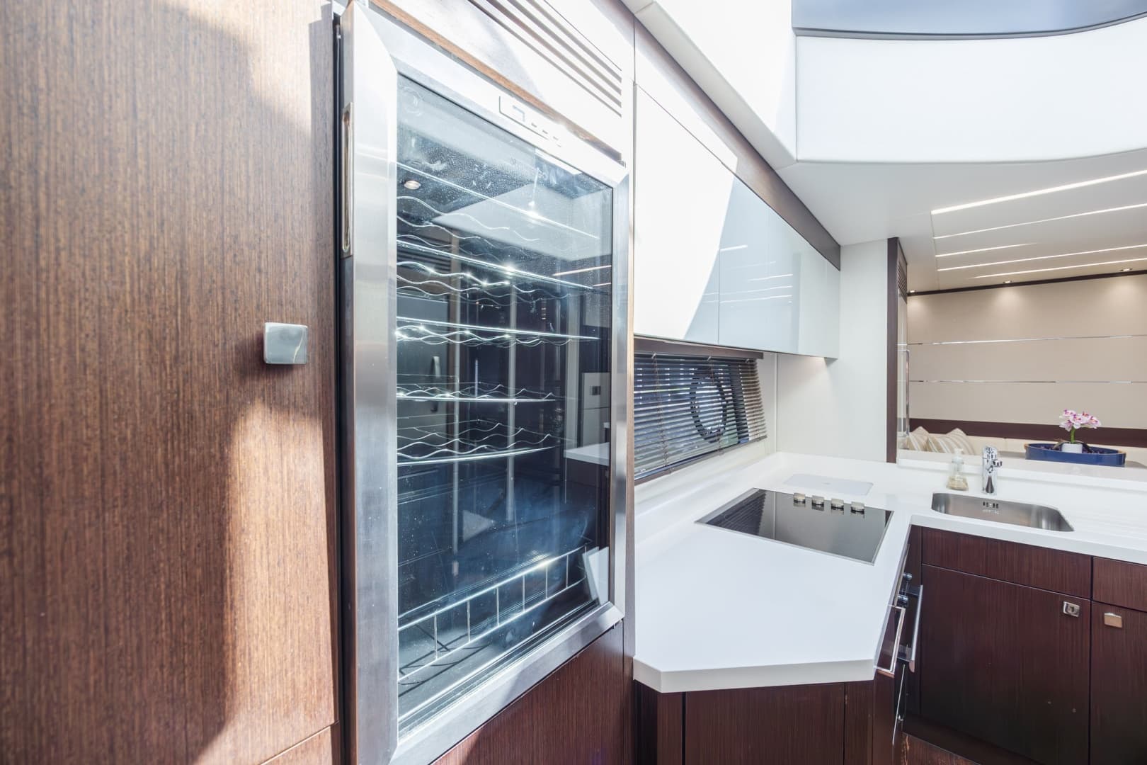 2020 Sunseeker PREDATOR 74 XPS