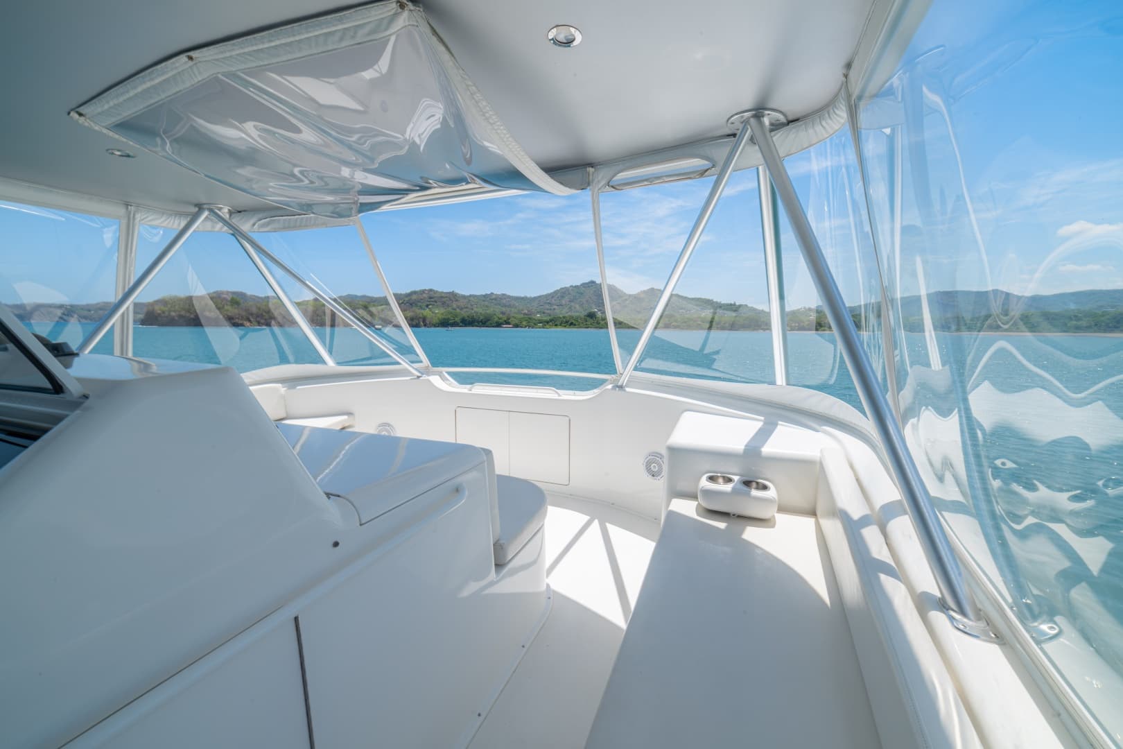 2005 Viking 61 Convertible Flybridge