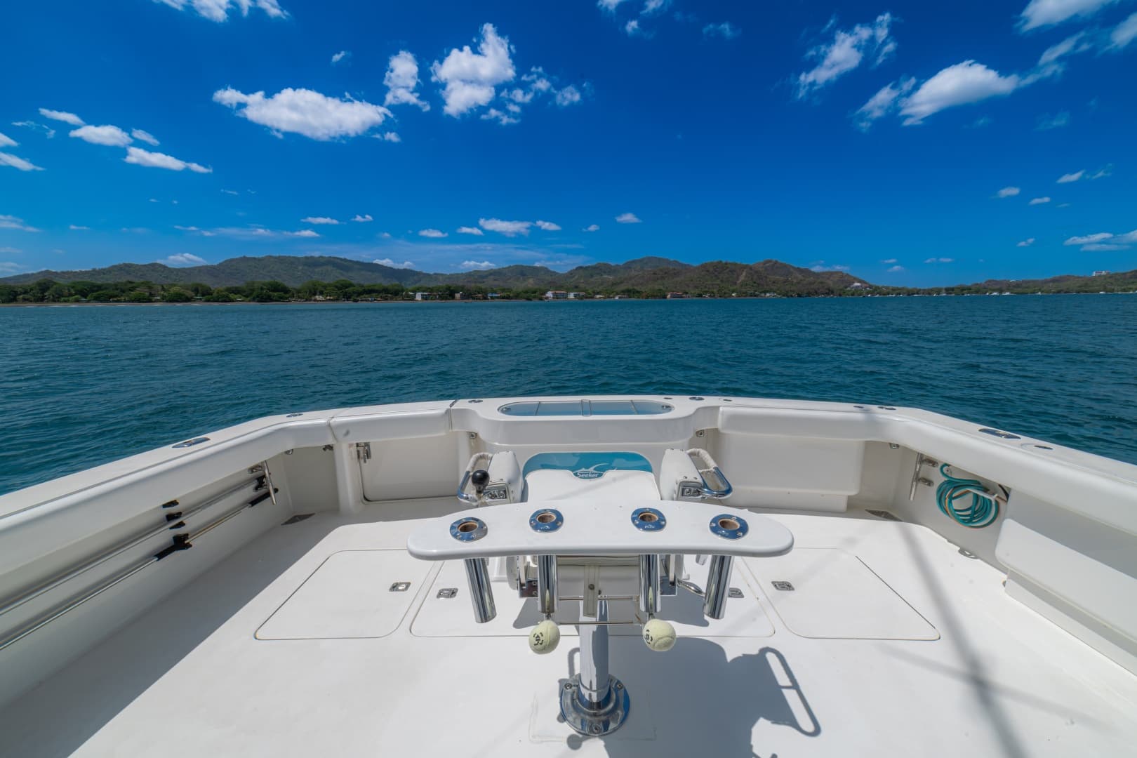 2005 Viking 61 Convertible Cockpit