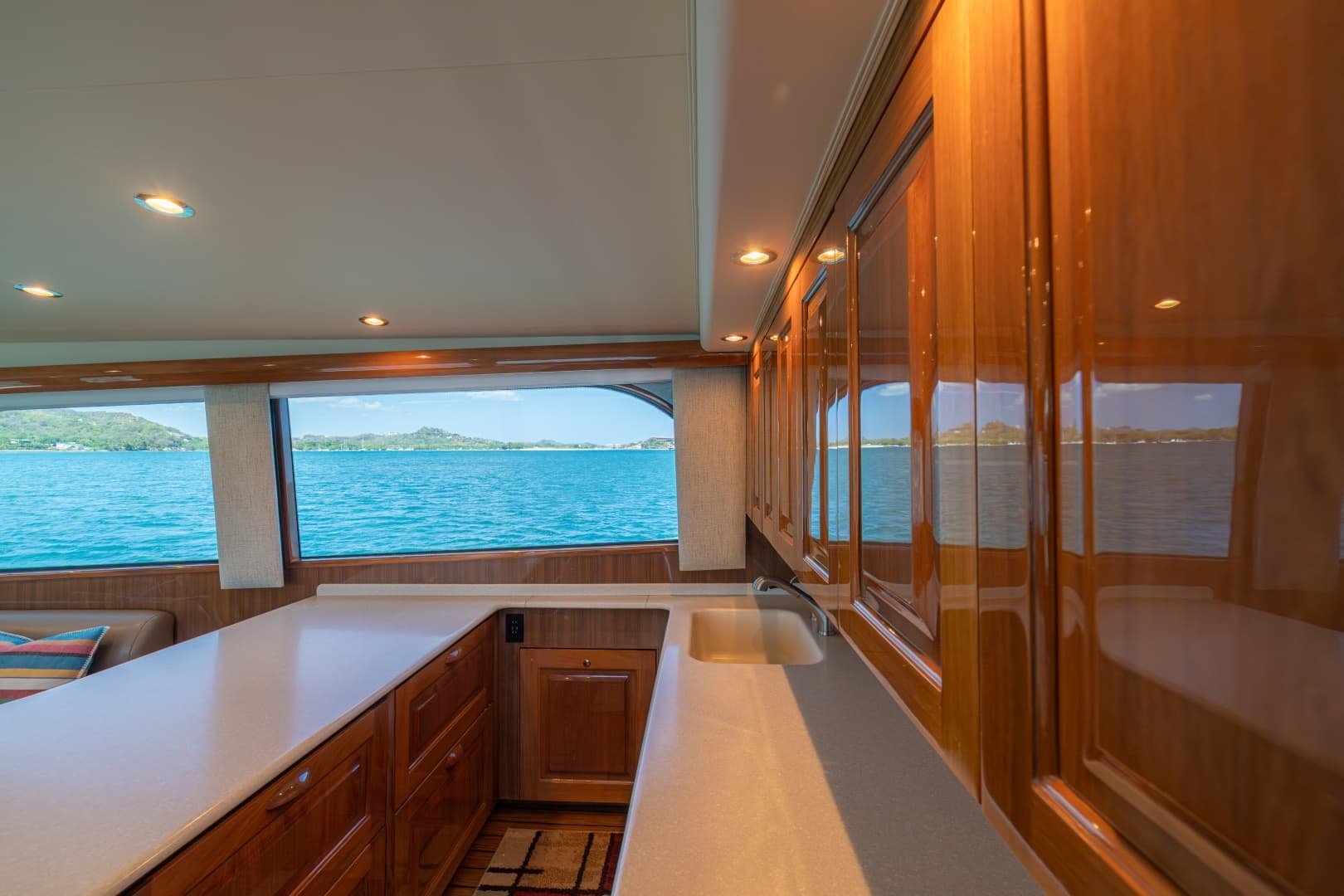 2005 Viking 61 Convertible Galley