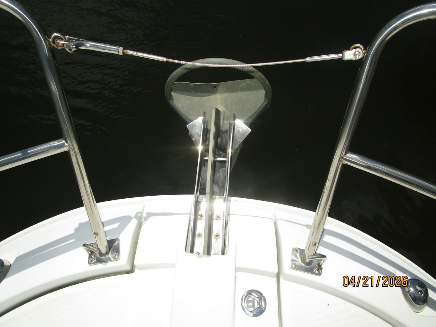 Jeanneau 895 bow access gate