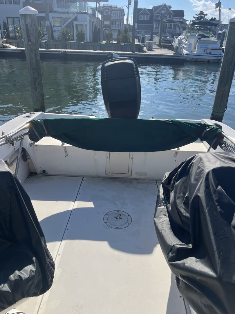 2000 Boston Whaler 18 Ventura Bowrider