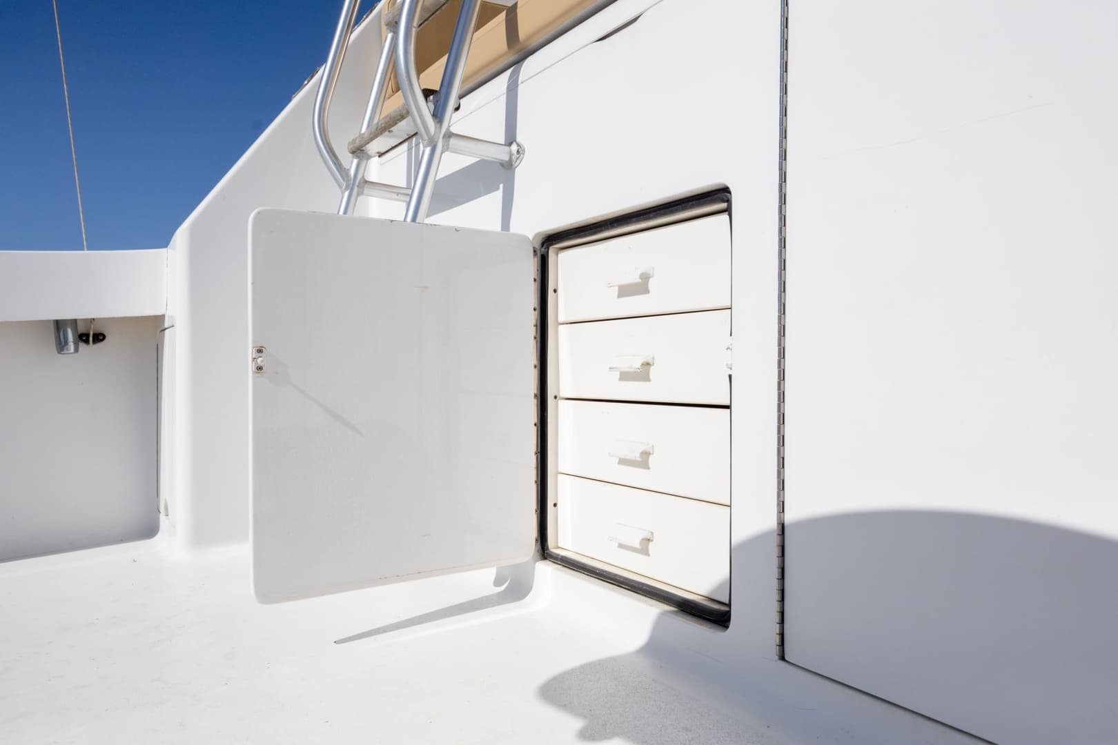 2000 Viking 55 Convertible