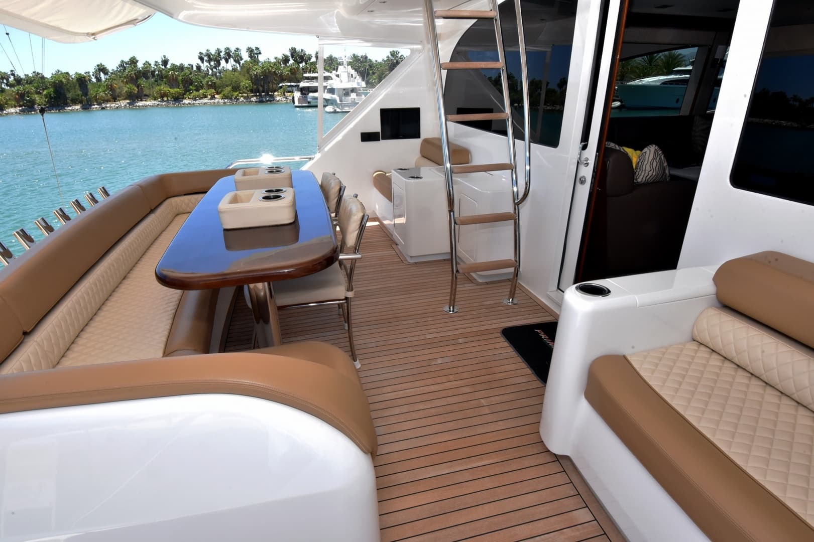 2024 Viking 90 Skybridge - PRIMETIME