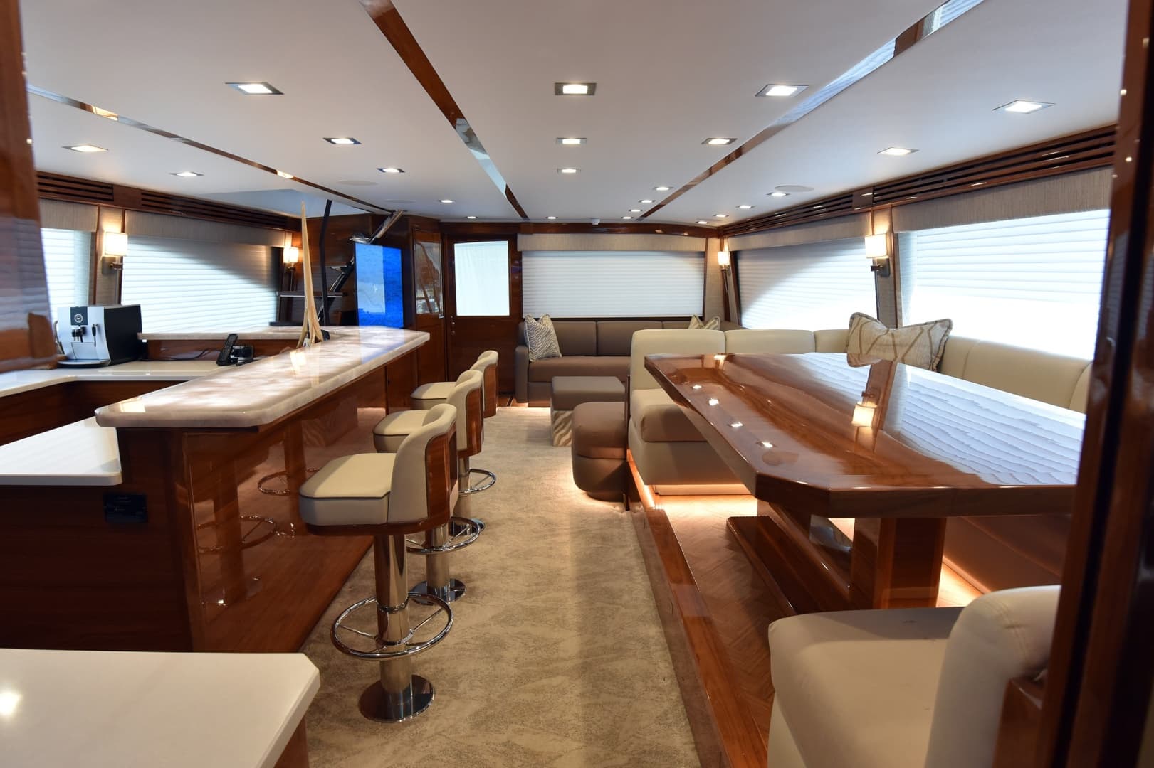 2024 Viking 90 Skybridge - PRIMETIME