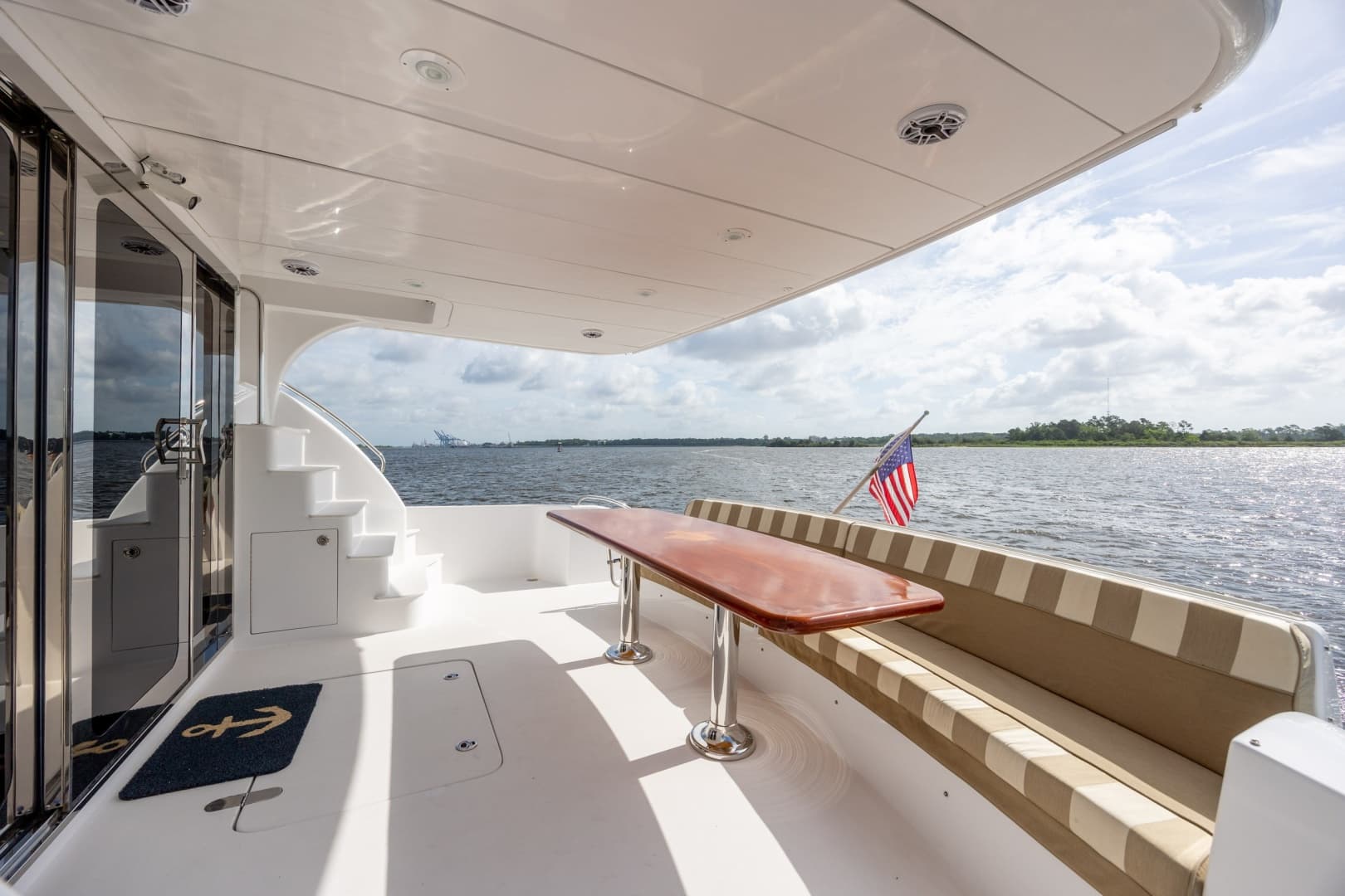 2008 Hatteras Motor Yacht