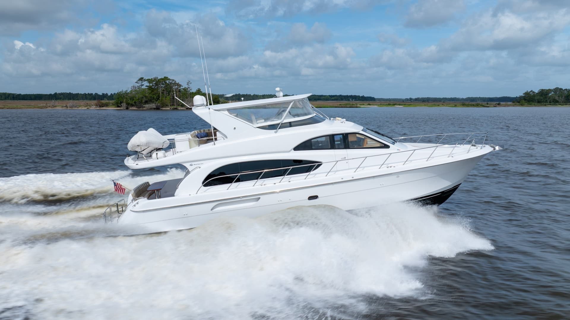 2008 Hatteras Motor Yacht