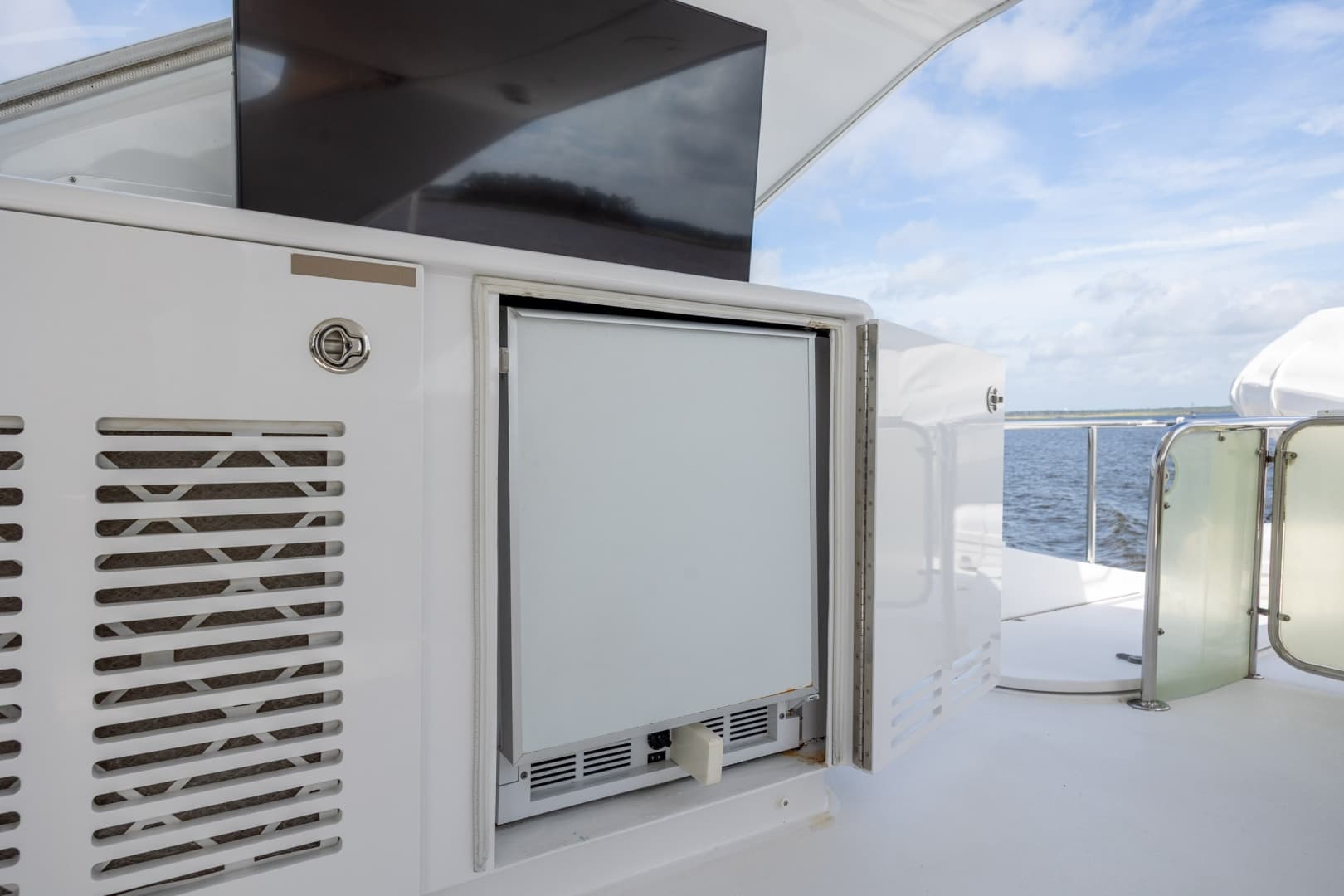 2008 Hatteras Motor Yacht
