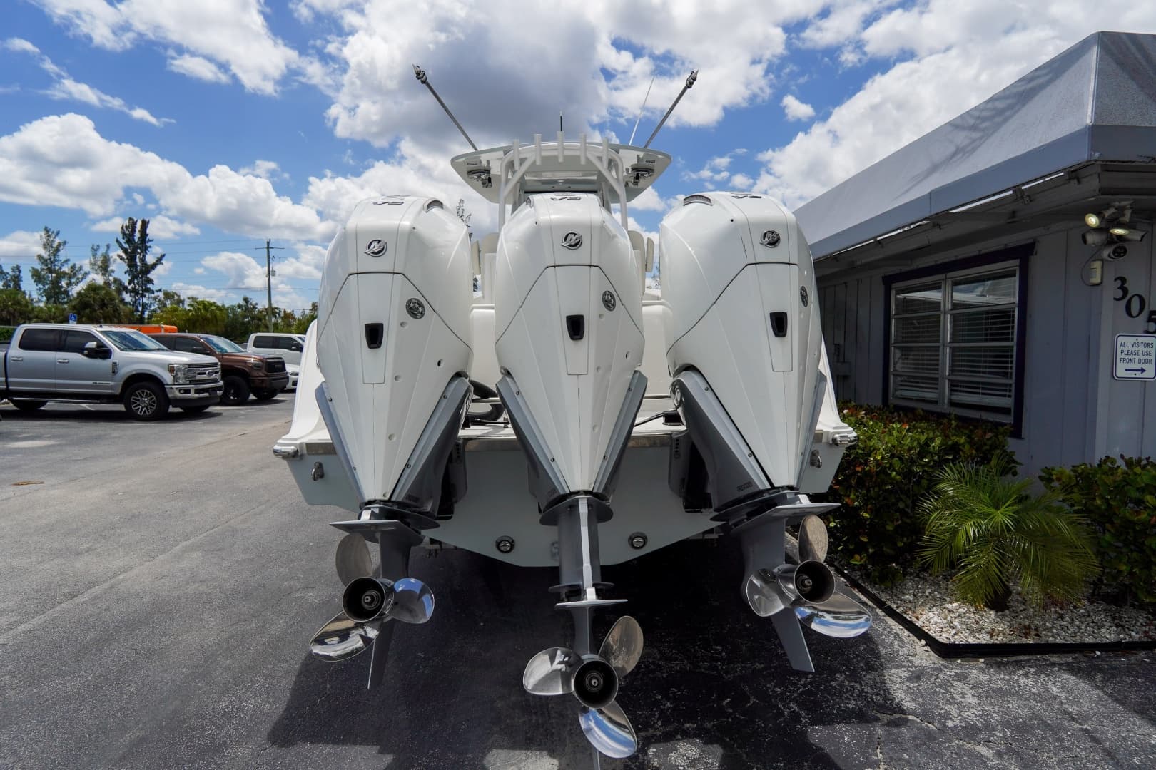 2024 Front Runner CC