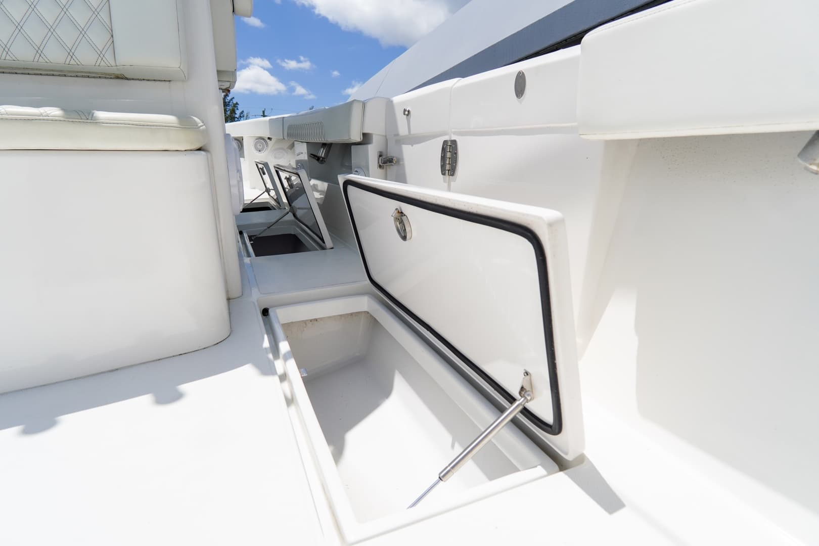 2024 Front Runner CC