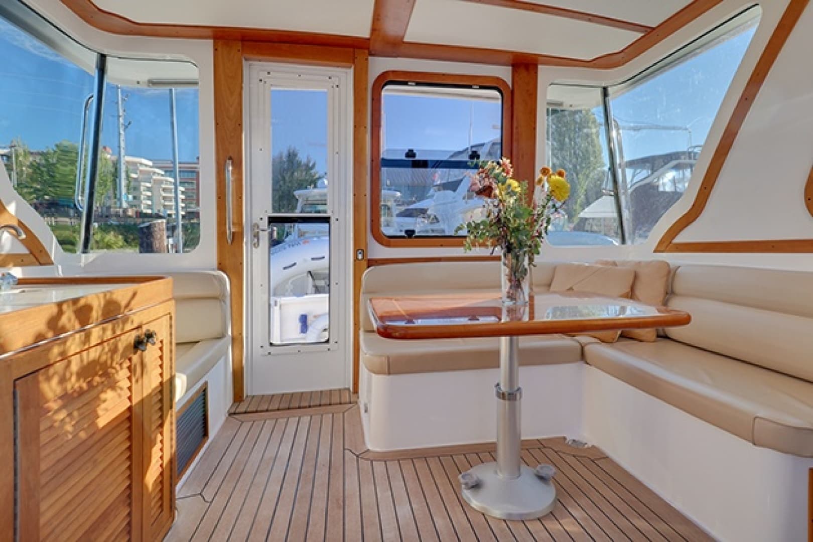 2005 Sabre 42 Express