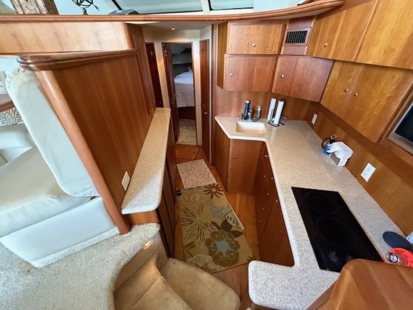 2001 Silverton 42 Convertible