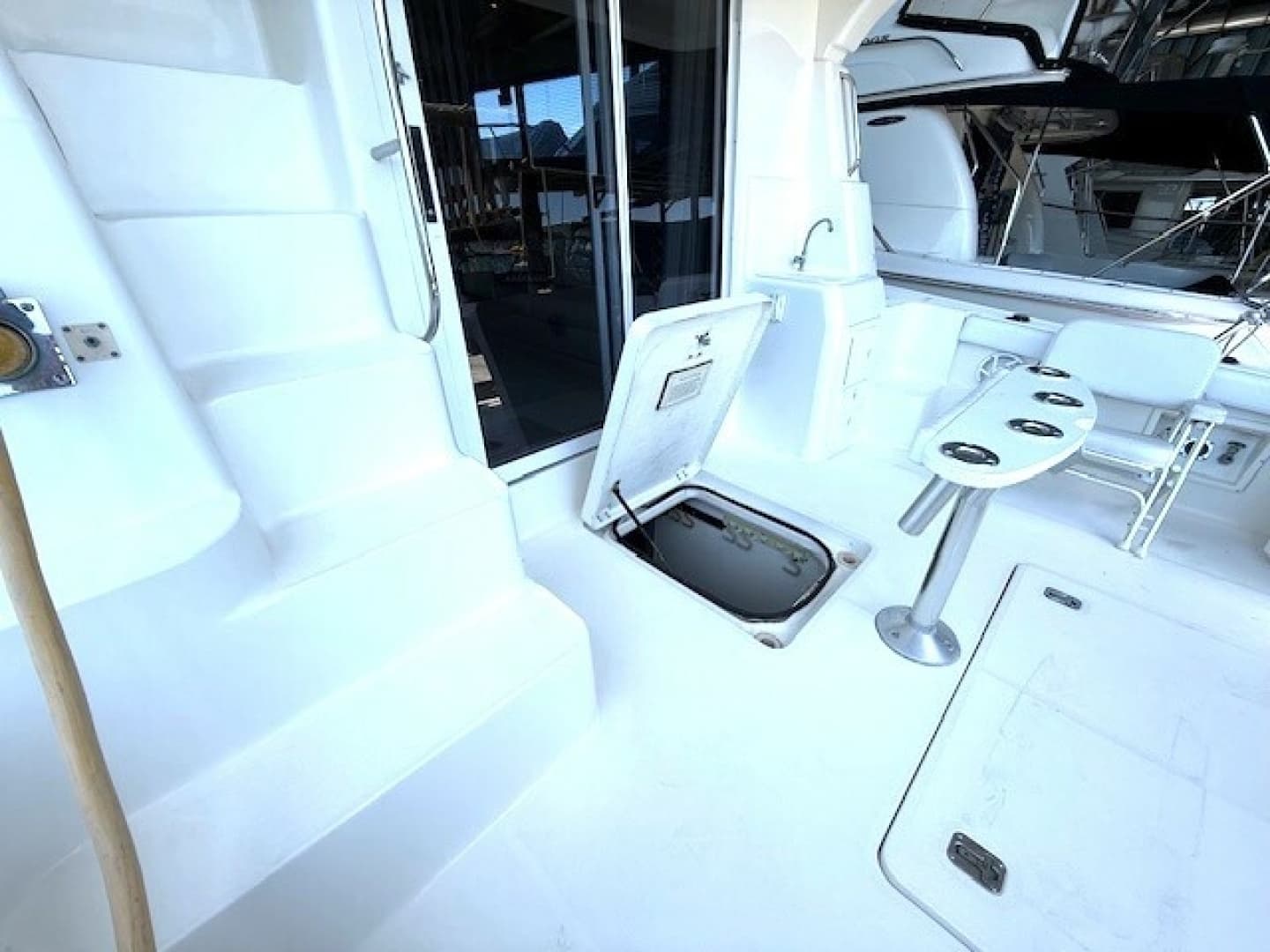 2001 Silverton 42 Convertible