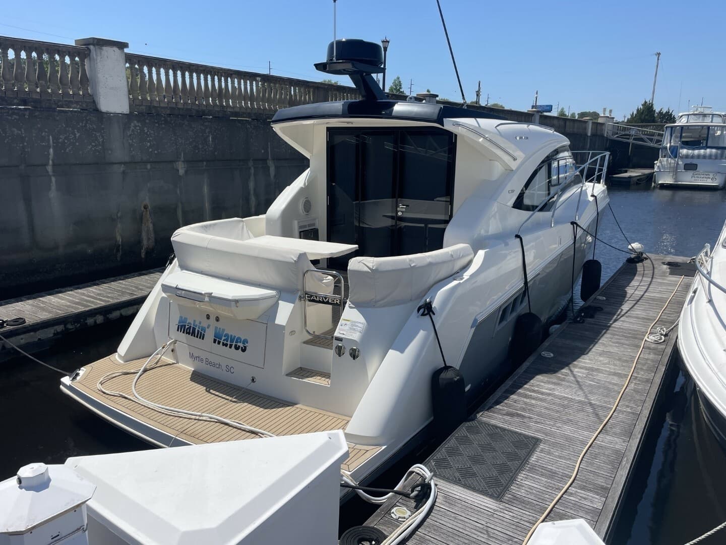 2020 Carver C37  Coupe