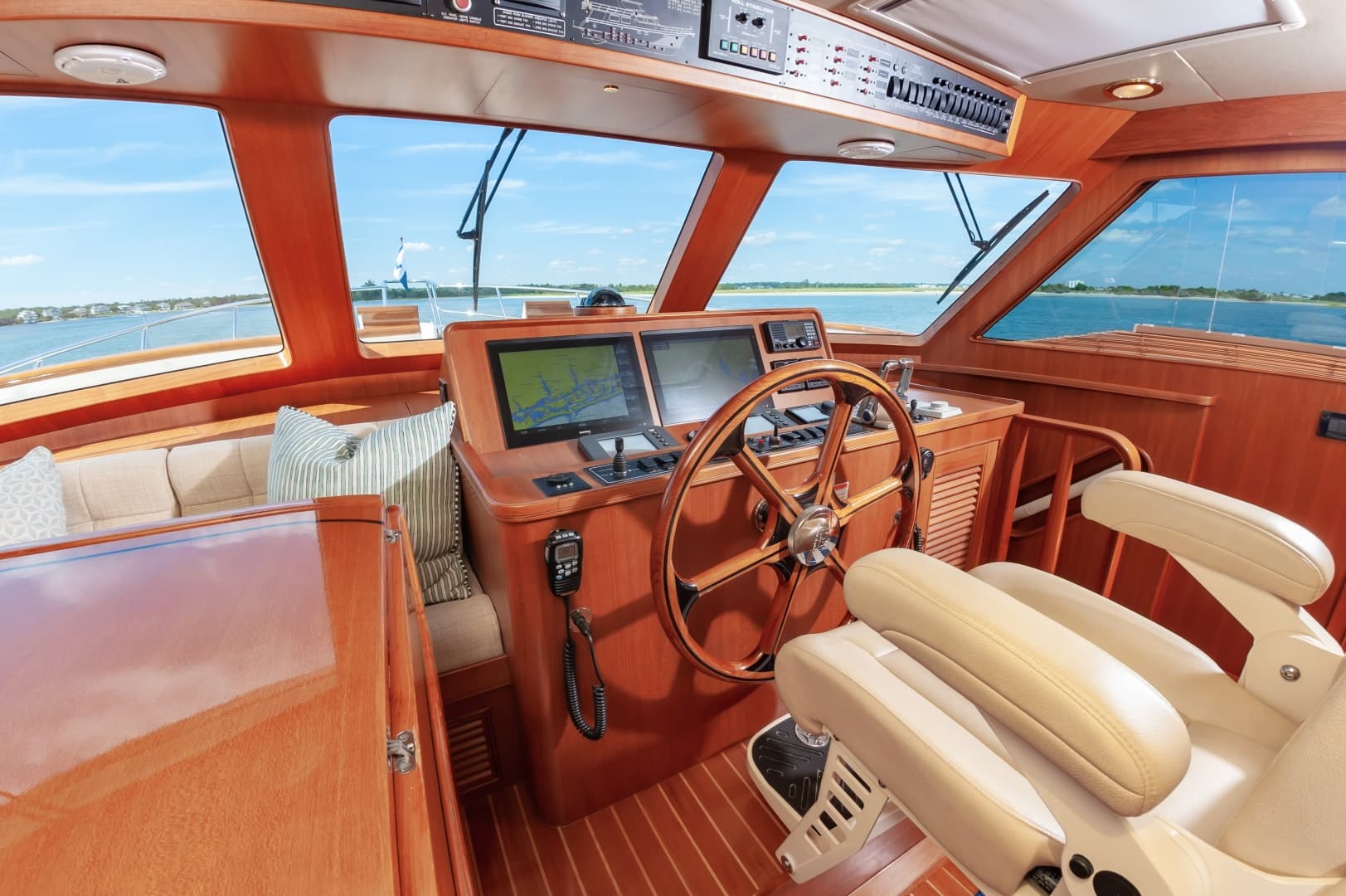 2015 Marlow Explorer 58E