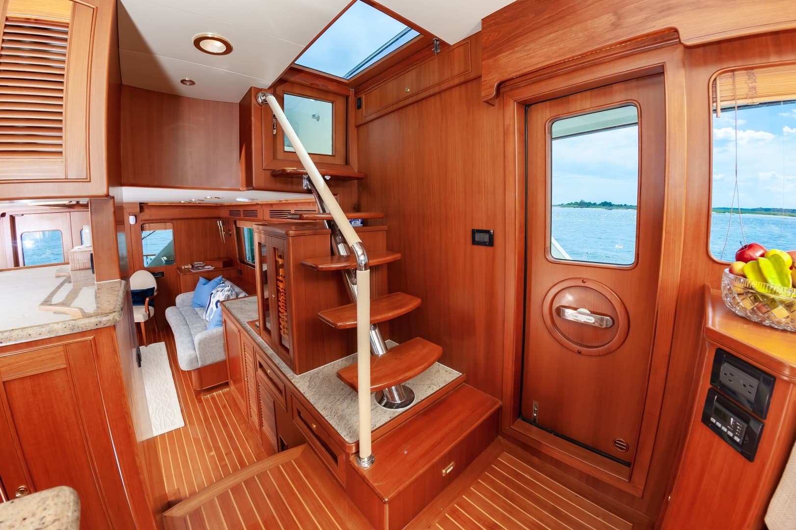 2015 Marlow Explorer 58E