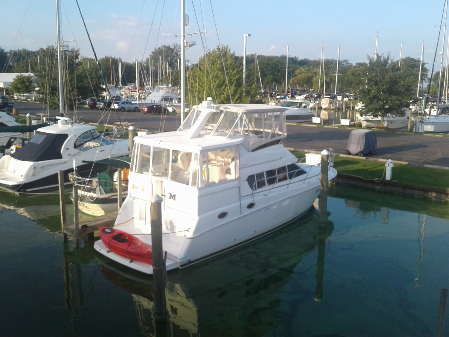 1999 Silverton 422