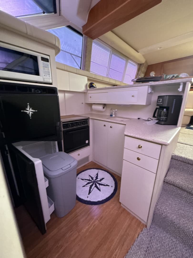 1999 Silverton 422