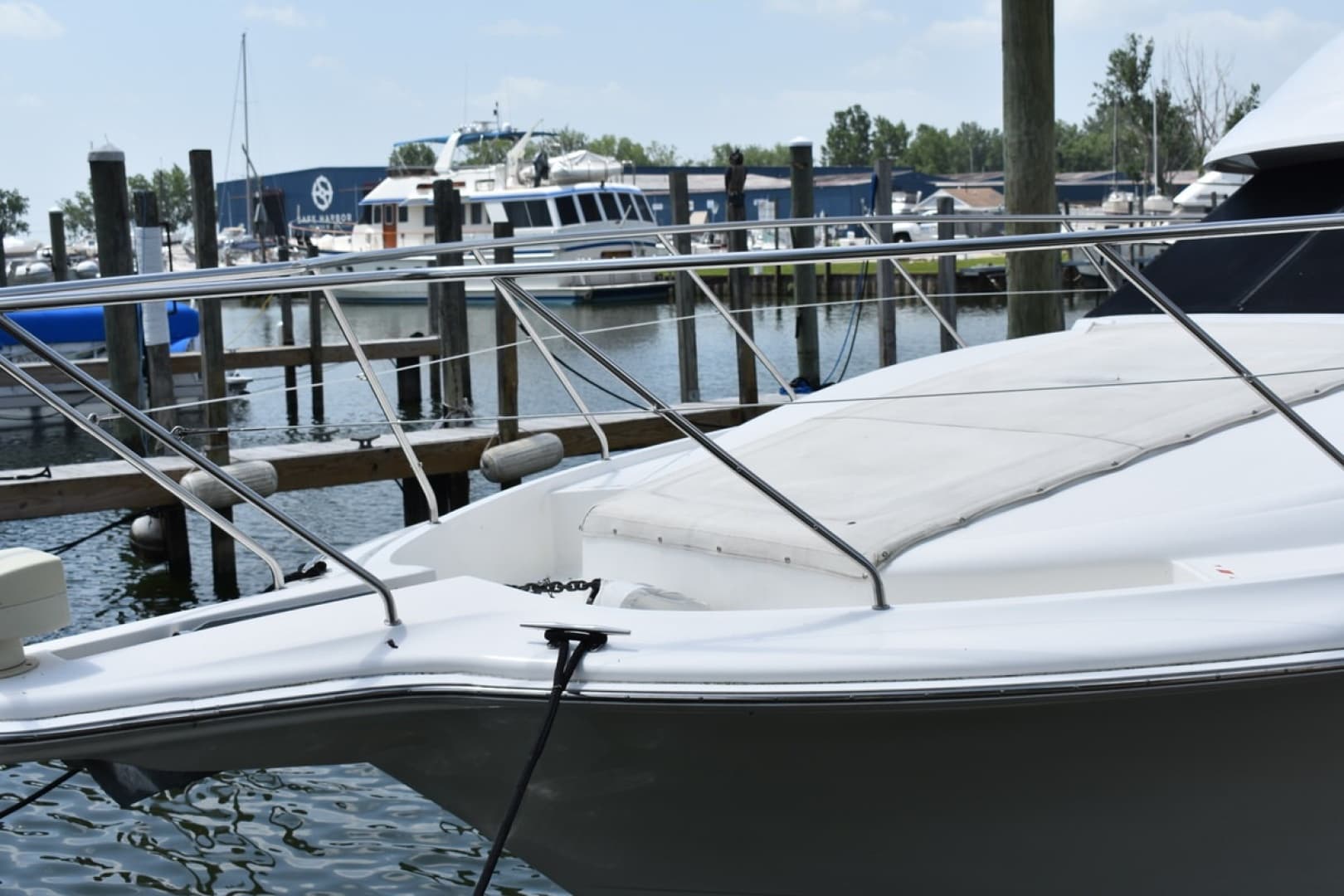 1999 Silverton 422