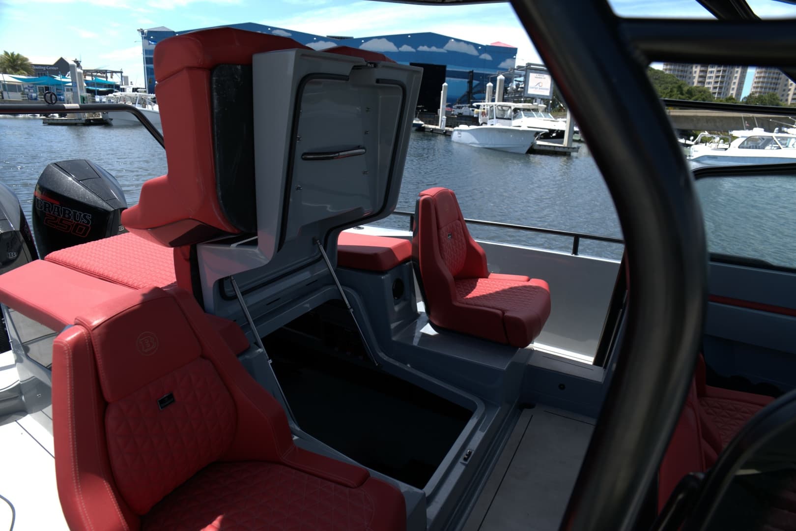 2023 Axopar 28 Brabus Shadow 500