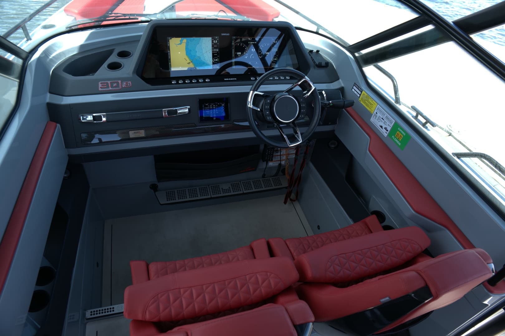 2023 Axopar 28 Brabus Shadow 500