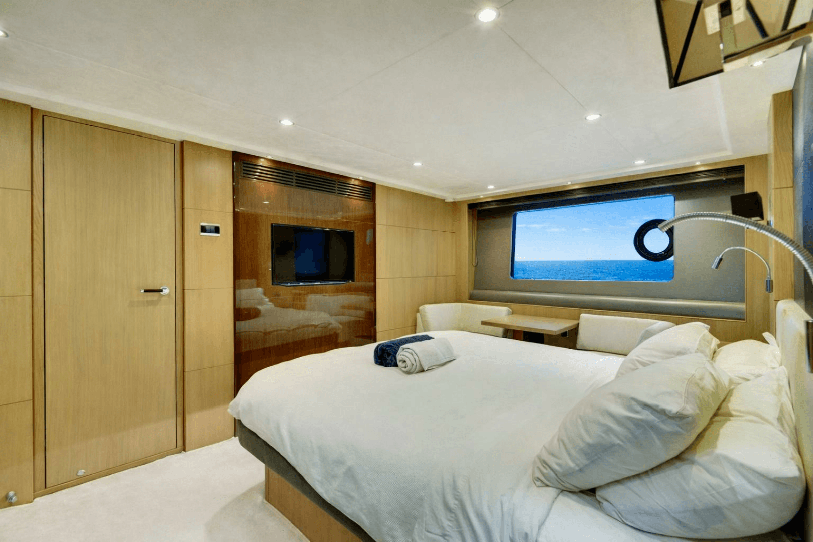 2014 Princess Yachts 