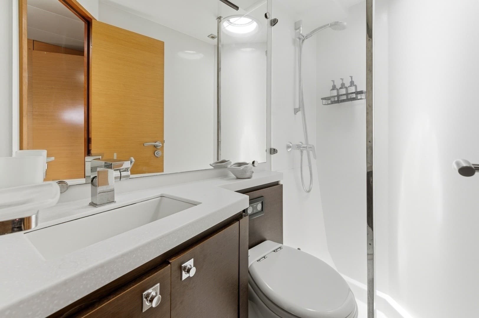 2013 Fountaine Pajot Sanya 57