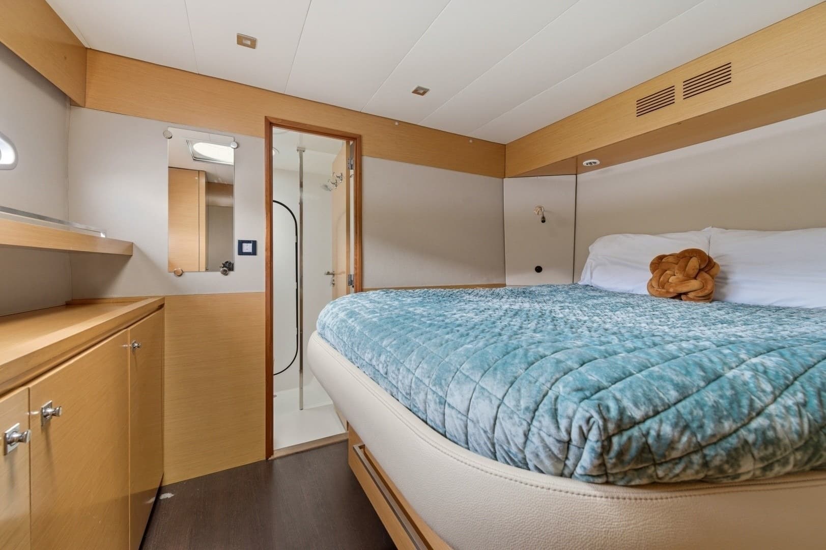 2013 Fountaine Pajot Sanya 57